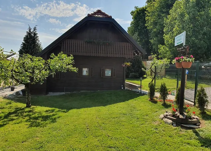 Charming Tiny House "Pr Basc" In Ljubljana With Cozy Terrace And Barbecue Area